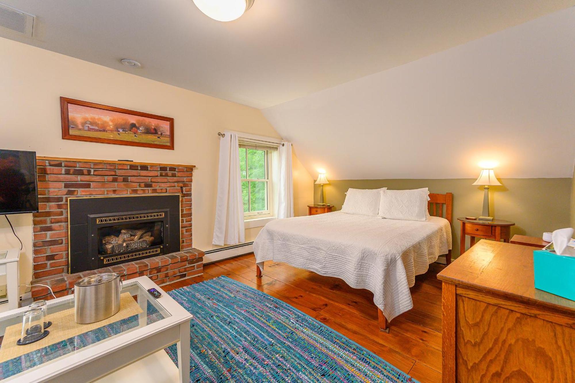 Brass Lantern Inn Стоу Экстерьер фото